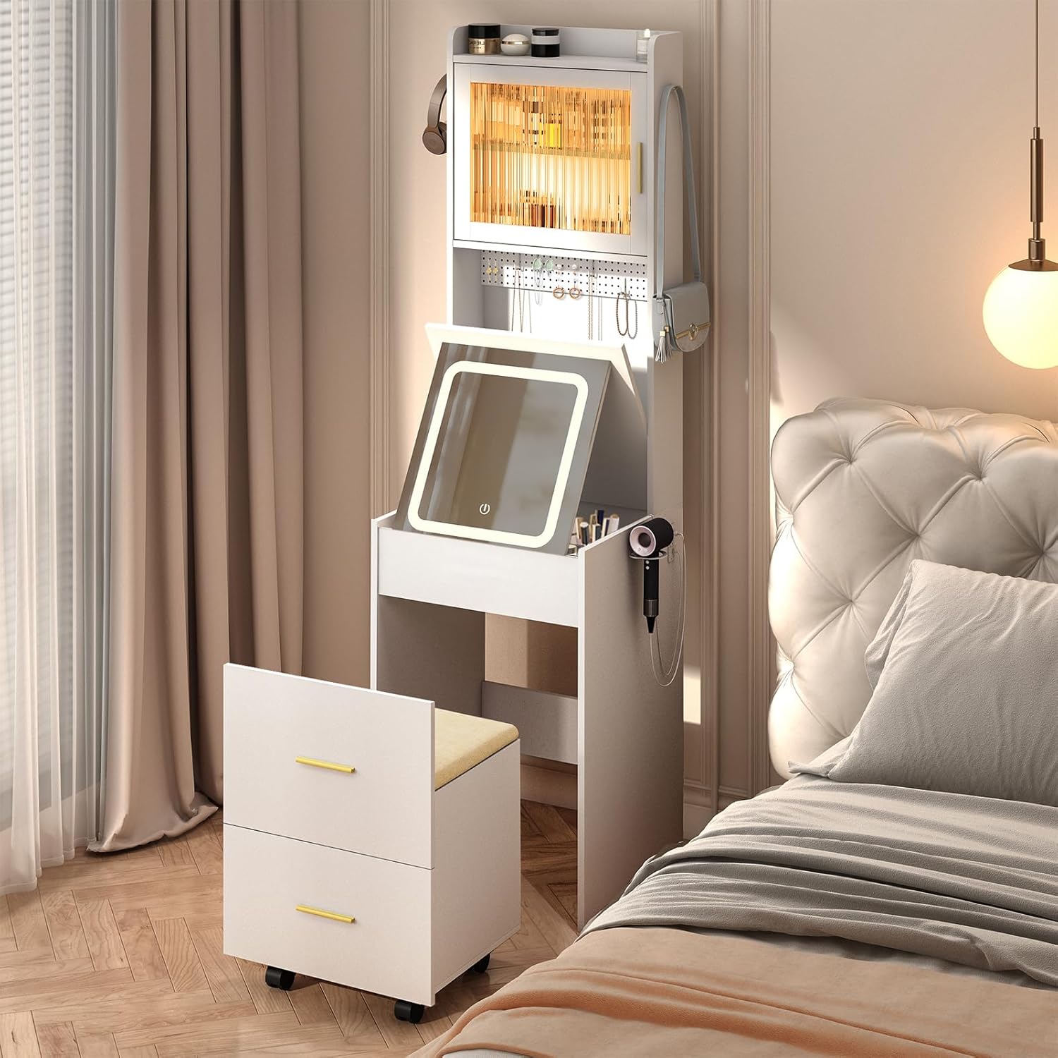 Katlanır Panelli Işıklı Aynalı - Desk Setup Small incelemesi ve fiyatı